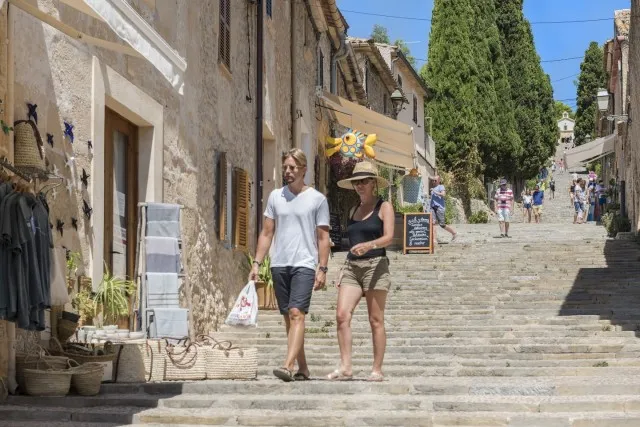 Town house to refurbish for sale in Pollensa, Mallorca — photo 7