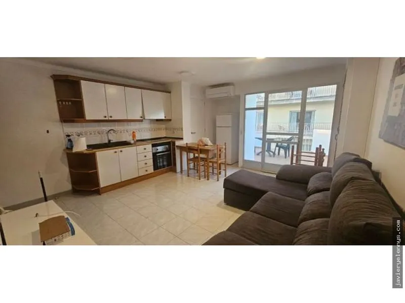 Apartment for rent on Calle Llebeig — photo 4