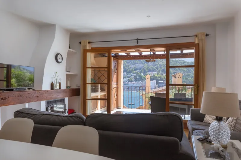 Beautiful apartment close to the beach in Port de Sóller — photo 10