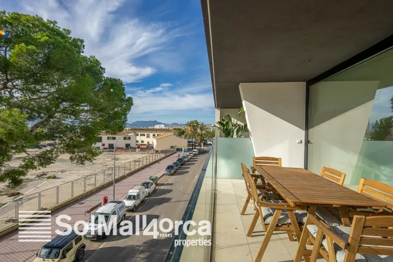 Three bedroom apartment on the second floor with lift in the heart of Puerto de Alcudia with spectacular seaviews — photo 2