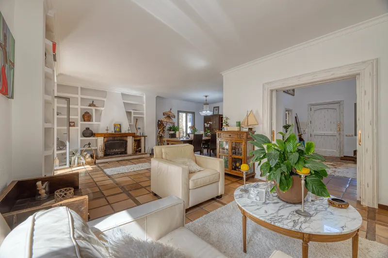 Spanish-Mediterranean style house for sale, 5 bedrooms, privacy and nature in a mountainous setting — photo 6