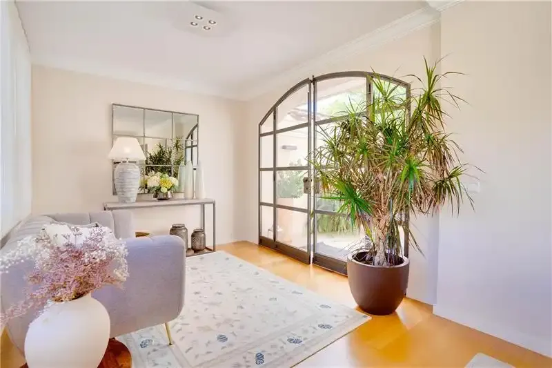 Semi-detached house in Colegios area, approx. 207m2 on approx. 185m2 plot, large living-dining room with unobstructed views, designer kitchen with isl — photo 4