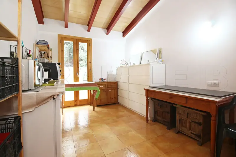 Exclusive first floor apartment for sale in Lluc, Escorca, with 72 m² distributed in two large double bedrooms, a spacious bathroom and a bright — photo 12