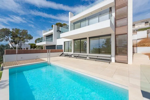 Spectacular new villa with unobstructed sea views for sale in Alcudia, Mallorca — photo 2
