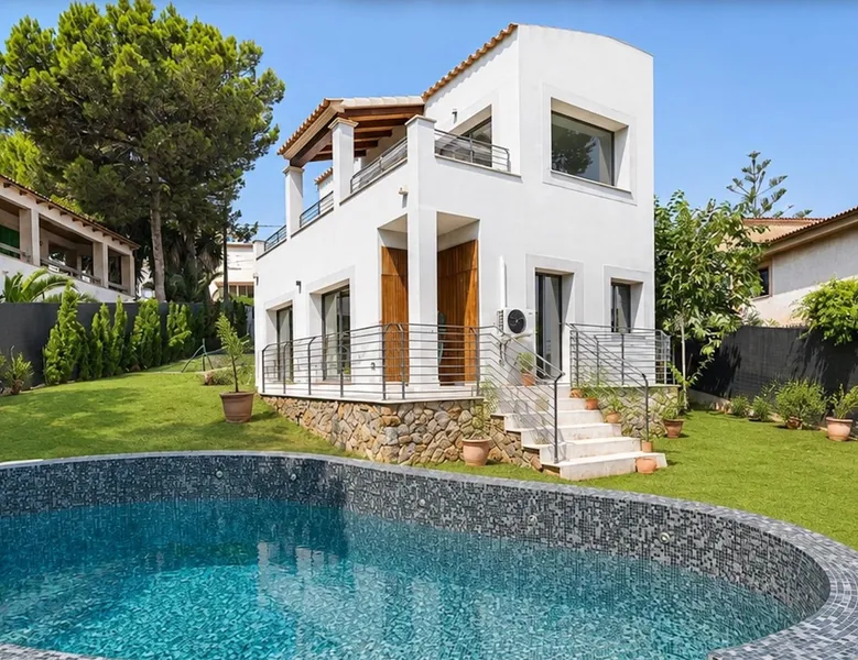 Renovated Villa with Mountain Views in El Toro — photo 1