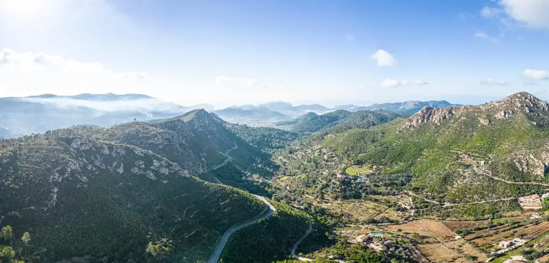 Fantastic country house with 5 bedrooms in the Sierra de Tramuntana — photo 1