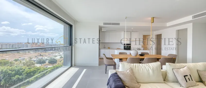 Luxurious new-build penthouse in Palma with roof terrace and panoramic views — photo 1