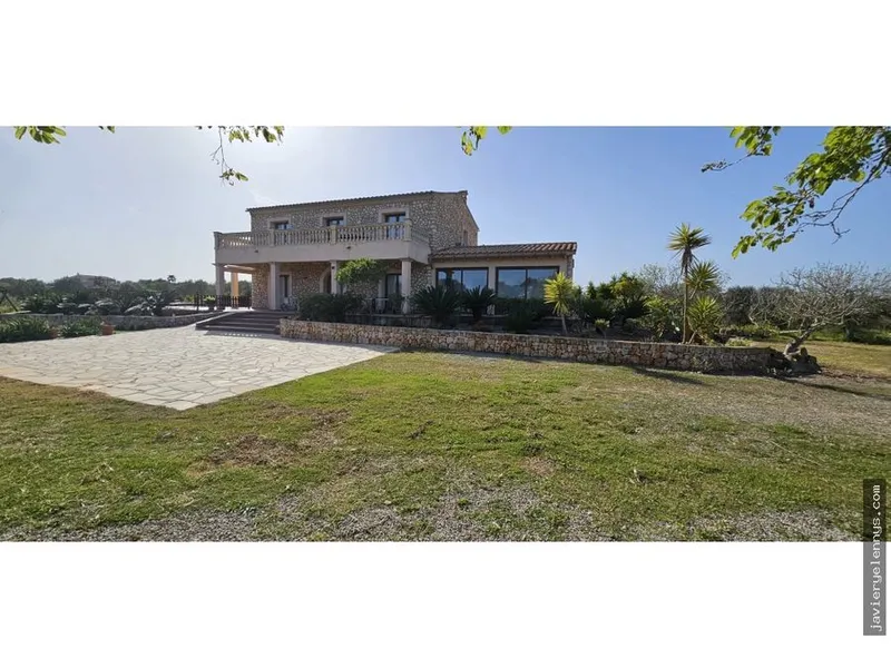 Rental of independent house or chalet in Ronda del Matí — photo 11