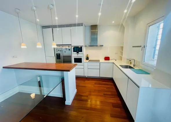 Flat / apartment in Calle de la Fàbrica, Sta Catalina - El Jonquet, Palma de Mallorca — photo 1