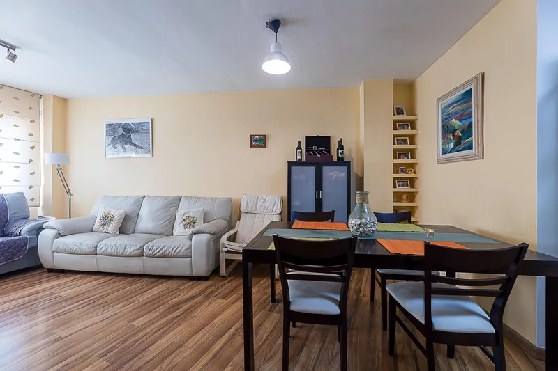 Penthouse — photo 1