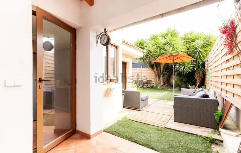 Spacious ground floor with private garden in Ciudad Jardín — photo 8
