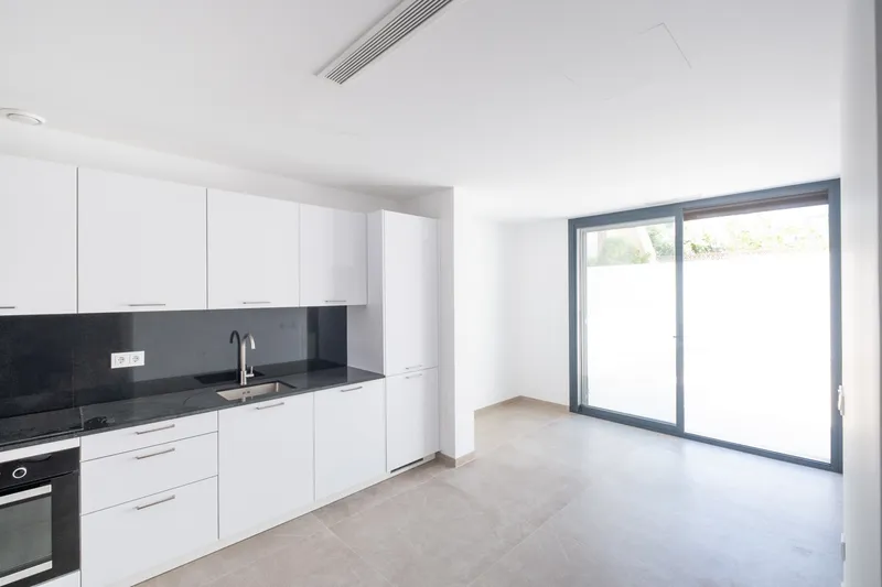 Sold! Stylish family townhouse for sale in Colònia de Sant Jordi, with a pool and garage — photo 3