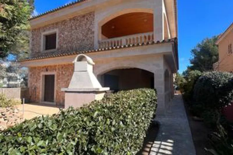 Arenal-Can Pastilla – House near the beach — photo 1