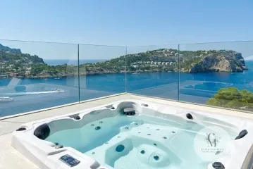 Luxury property for sale in Port d'Andratx: Impressive first-line views — photo 4