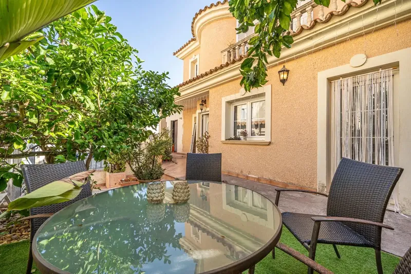 En una de las zonas residenciales más demandadas del municipio de Llucmajor, presentamos esta magnífica vivienda unifamiliar situada en Sa T — photo 3