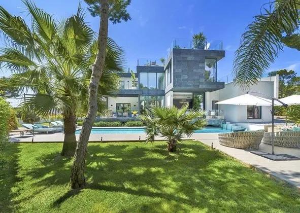 Detached house in Sol de Mallorca, Calvià — photo 1