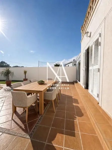 Se vende en EXCLUSIVA magnífico chalet pareado en Las Palmeras, Llucmajor, ubicado sobre una amplia parcela de 1.017 m2 y con aproximadament — photo 6