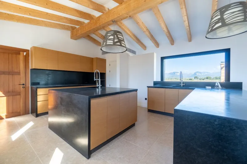 Newly built villa — photo 10