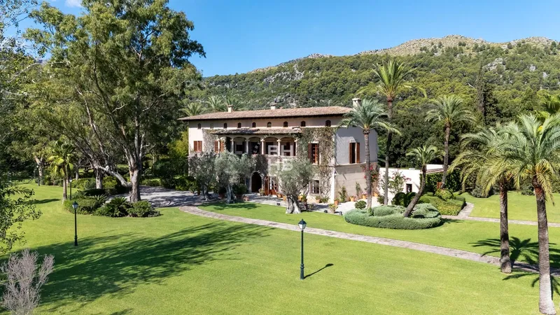 Rustic Finca for sale in Pollença — photo 6