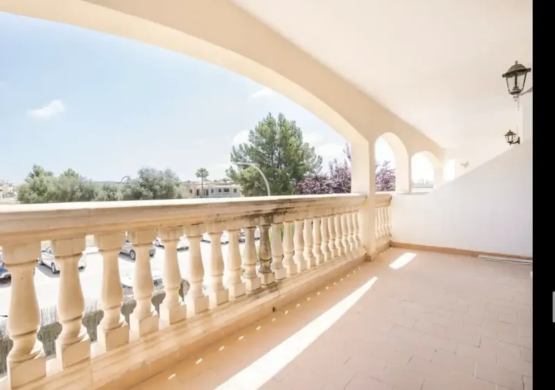 Apartment for sale with two bedrooms, one full bathroom, living room, dining room, kitchen, huge possibility to make another bedroom. Balcony of 16 m — photo 3