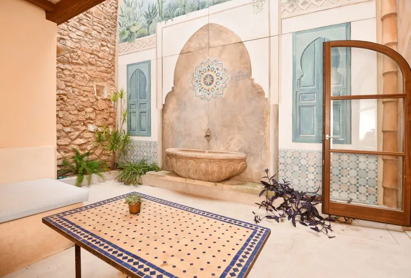 Authentic village house renovated in an exquisite style just a few metres from the Plaza — photo 5