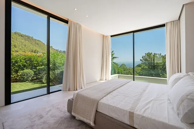 Modern Mediterranean villa for sale in upper Son Vida, Mallorca — photo 11