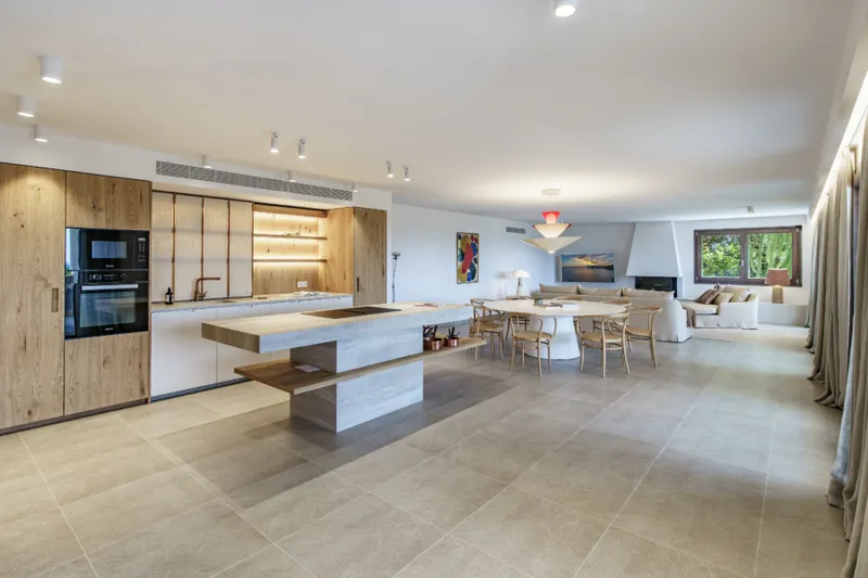 Luxury Hillside Villa with Spectacular Views over Pollensa Bay and the Tramuntana Mountains — photo 5
