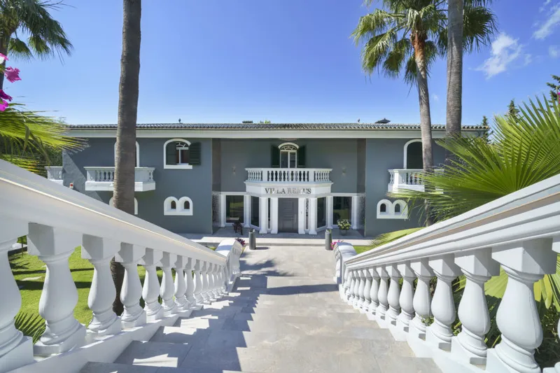 Rent by the week: Luxury villa on the Son Vida golf course - Marcel Remus Real Estate — photo 1