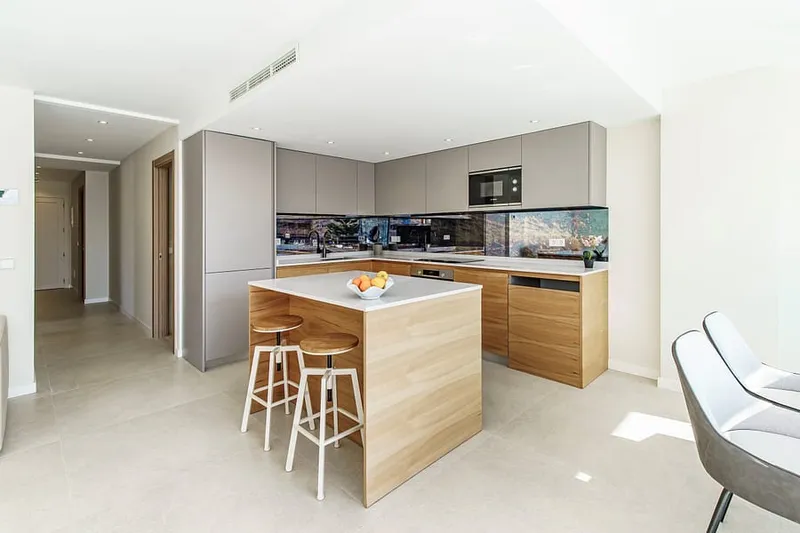 Renovated apartment for sale in Portals Nous with sea views near Puerto Portals — photo 9