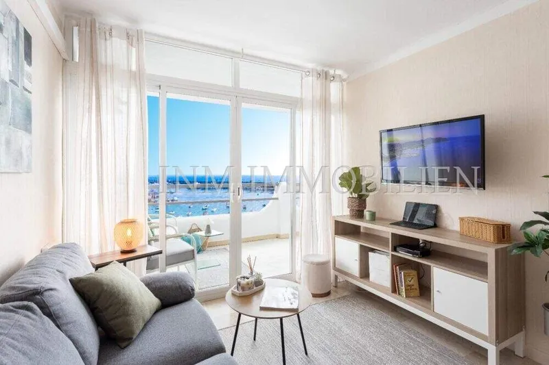 60m² Apartment with 2 bedrooms, ETV license and sea views for sale — photo 5