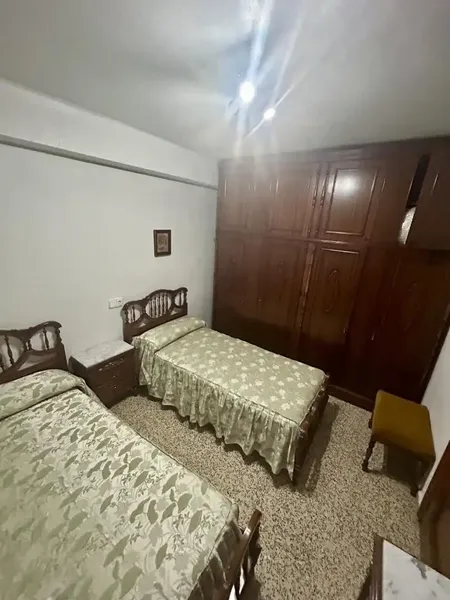 First floor in a building with only — photo 11