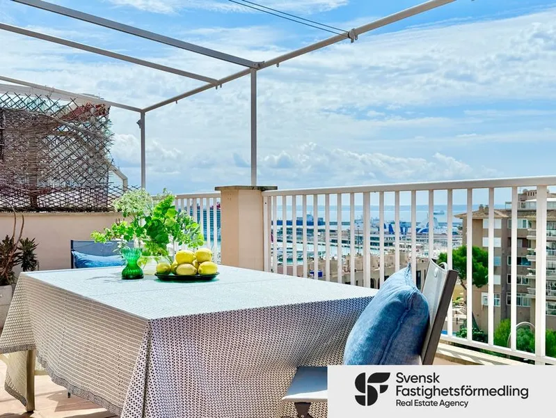 Penthouse for sale in Calle del Polvorí — photo 1
