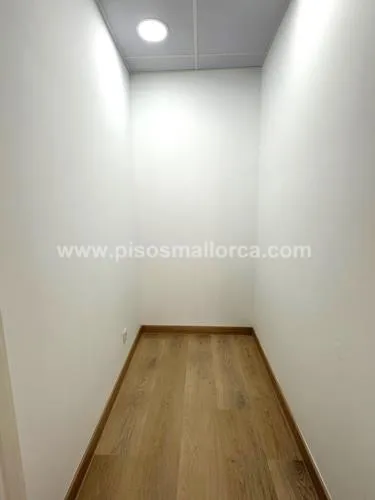 Commercial premises. Palma de Mallorca — photo 8