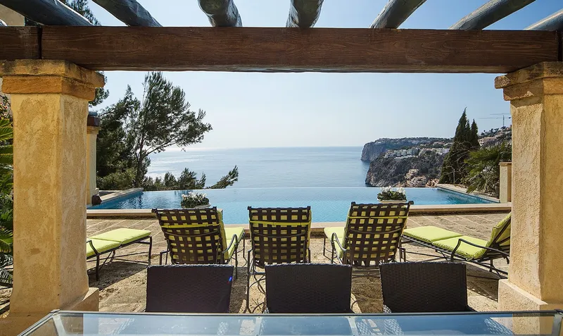 New villa built with sea views in Nova Santa Ponsa — photo 10