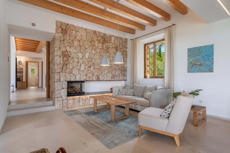 State-of-the-art natural stone country estate for short term rental — photo 11