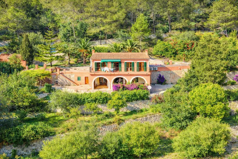 Villa with Holiday Rental License for Sale in Galilea — photo 2