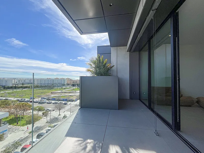 New Modern Penthouse with Private Rooftop Pool in a Luxury Residence in Palma — photo 10