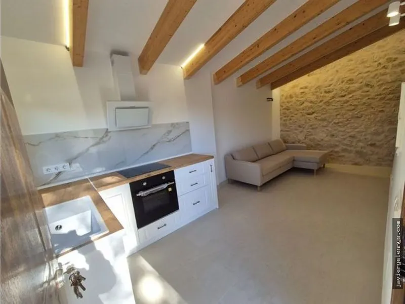 Rural house rental in Poligono Poligon — photo 6
