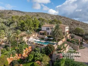 Santanyi / Hamburger Hügel - Country estate in an exposed location with sea views — photo 1