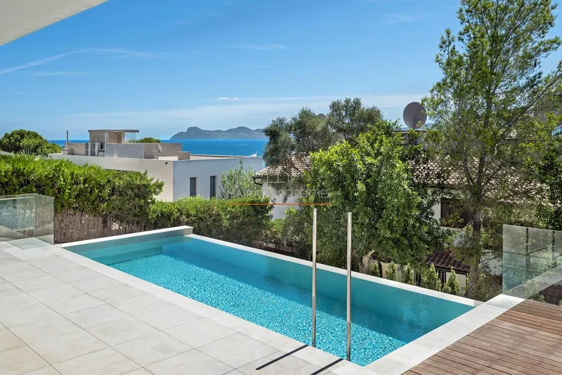 Luxury Semi-Detached Villa in Alcanada — photo 9