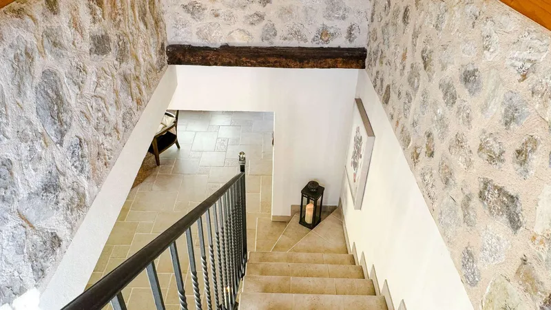 Mediterranean finca with panoramic views and guest house — photo 8
