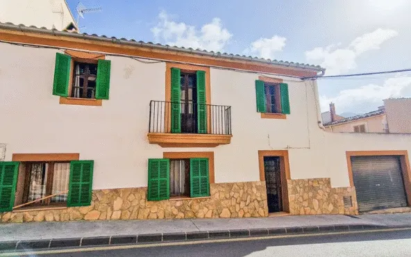 Ref.2436C – Andratx – Typical Mallorcan village house with large patio — photo 12