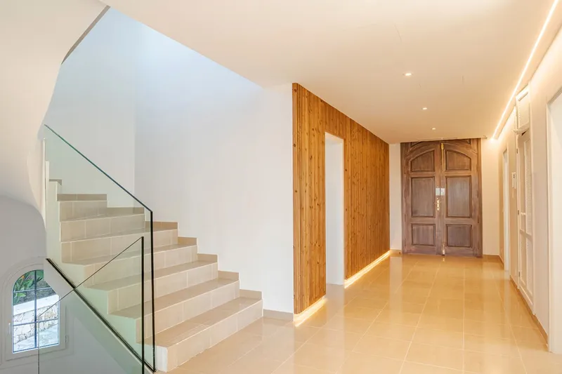 Spacious villa on Sa Punta in Portocolom with sea views — photo 2