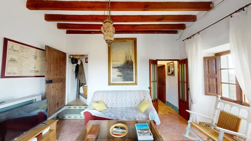 Large traditional Mallorcan country house from 1900 in Son Sardina — photo 11