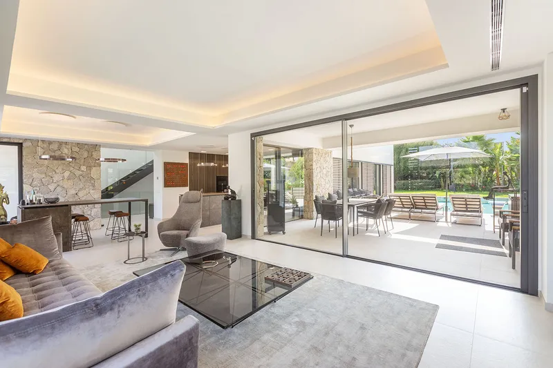 Modern luxury villa near Club Nautico — photo 7