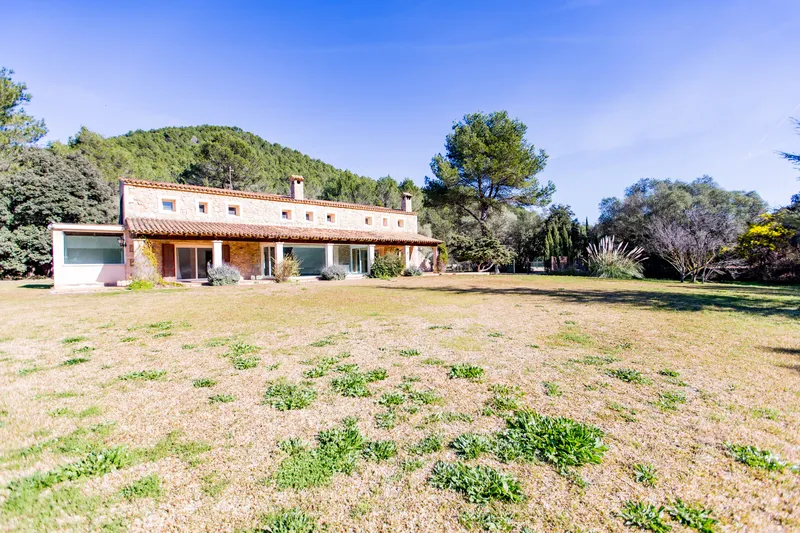 House with pool for rent in Esporles — photo 1