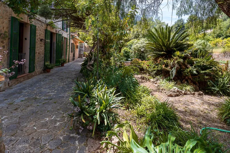 Rustic property with a stone house on the outskirts of Sóller — photo 11