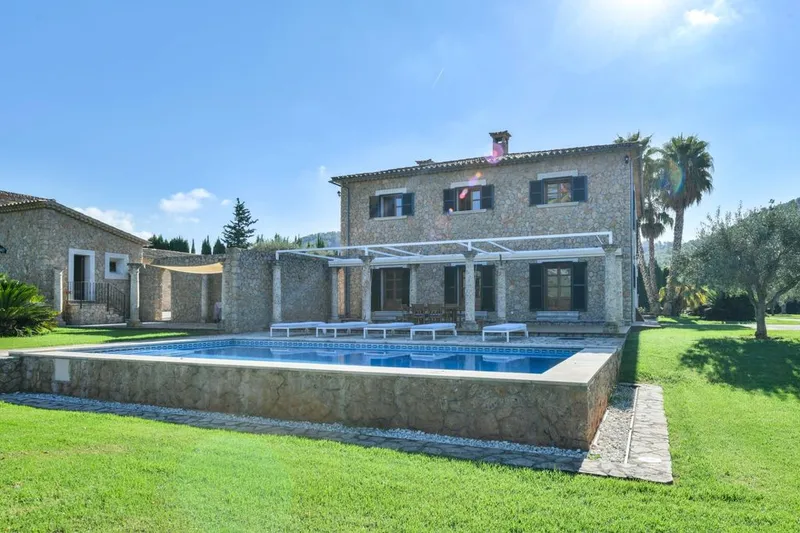 Villa in Alaró, Province of Balearic Islands — photo 1