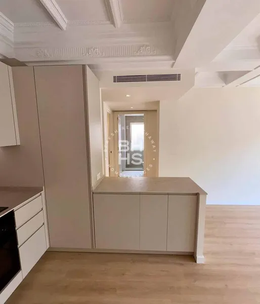 Apartment to rent in Sant Nicolau — photo 2
