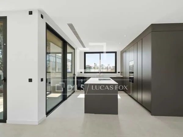 144m² apartment with 93m² terrace for sale in Palma de Mallorca — photo 12